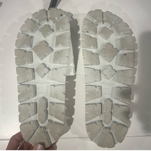 Prada pool slides - Picture 2 of 3